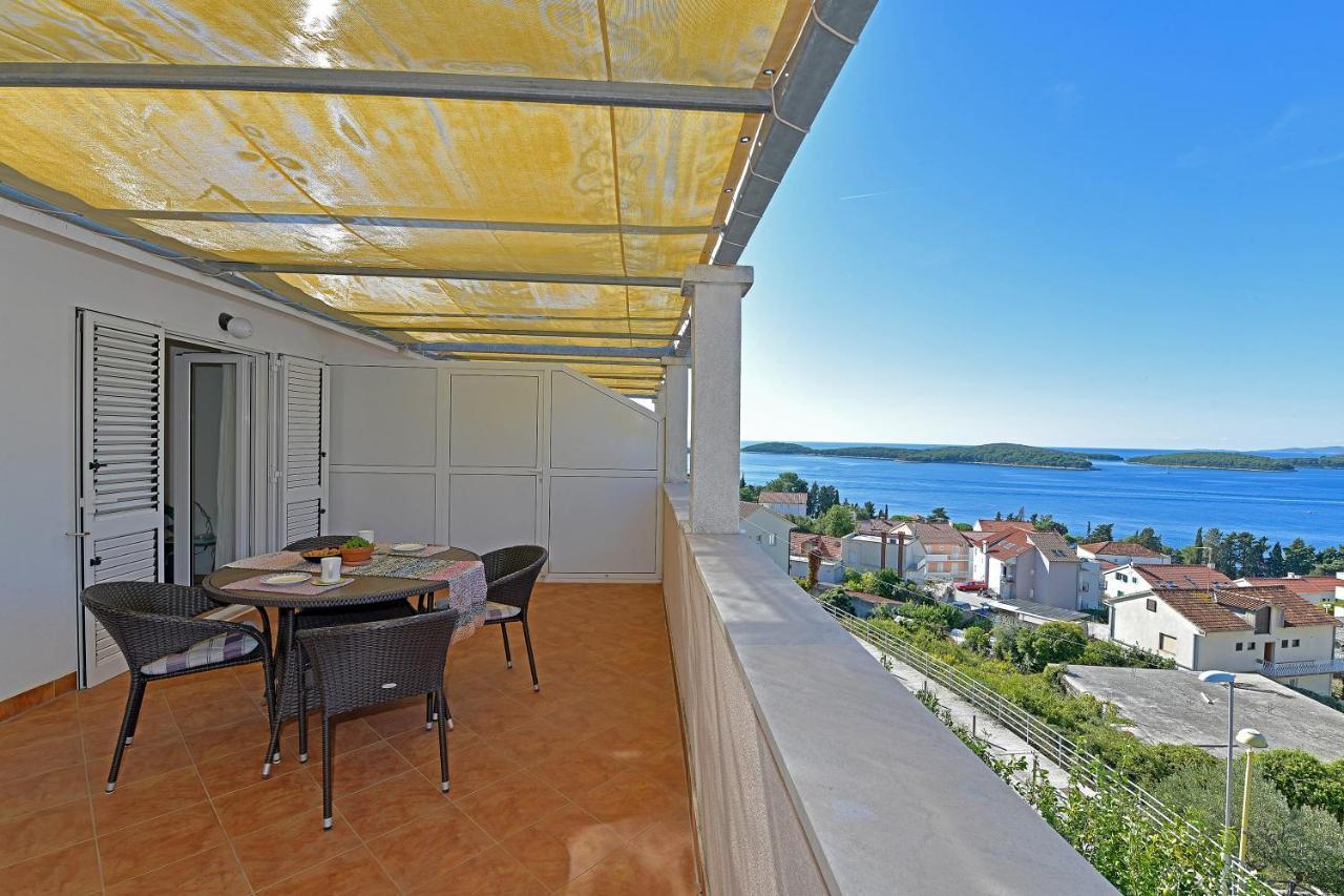 Apartments Biba Hvar フヴァル エクステリア 写真