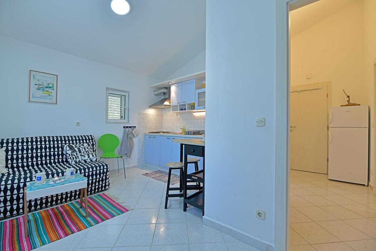 Apartments Biba Hvar フヴァル エクステリア 写真