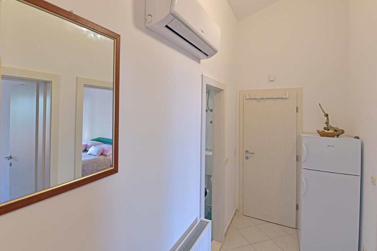 Apartments Biba Hvar フヴァル エクステリア 写真