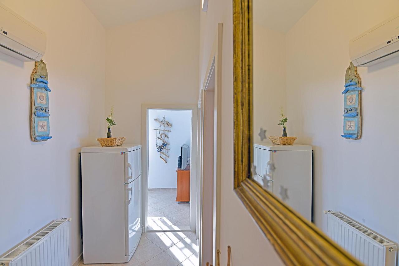 Apartments Biba Hvar フヴァル エクステリア 写真