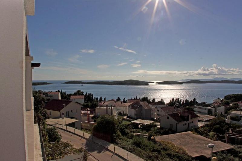 Apartments Biba Hvar フヴァル エクステリア 写真