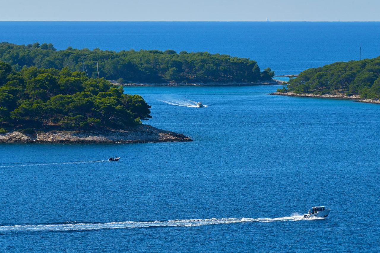 Apartments Biba Hvar フヴァル エクステリア 写真