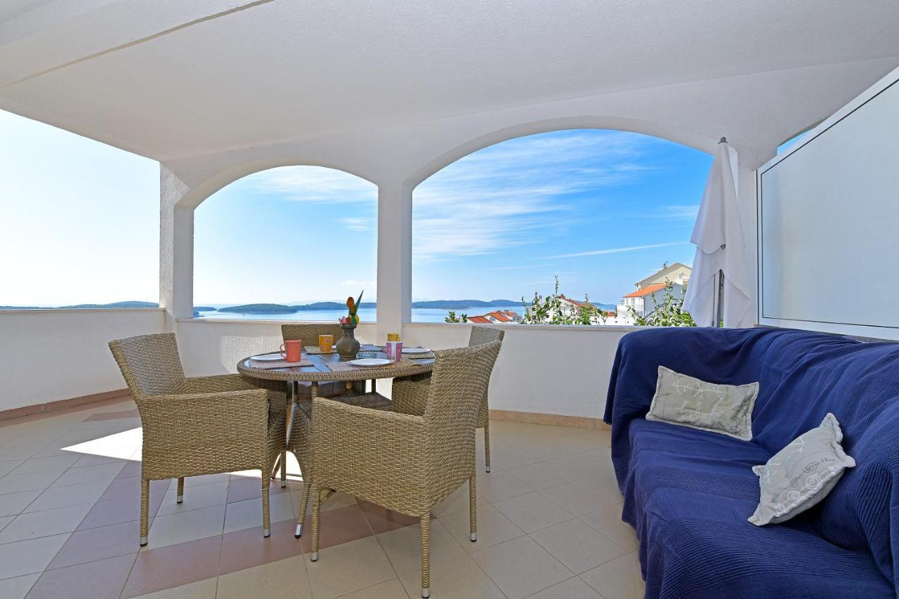 Apartments Biba Hvar フヴァル エクステリア 写真
