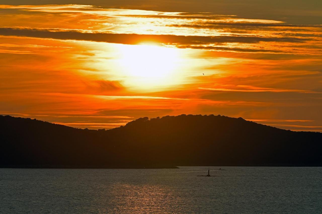 Apartments Biba Hvar フヴァル エクステリア 写真