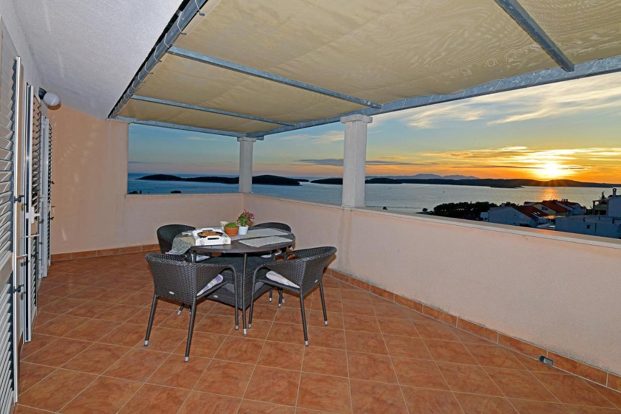 Apartments Biba Hvar フヴァル エクステリア 写真