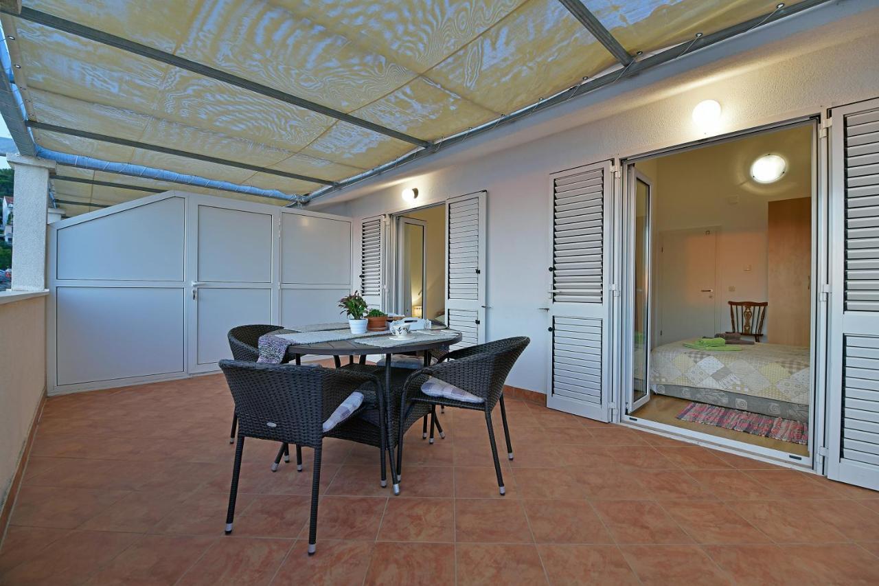 Apartments Biba Hvar フヴァル エクステリア 写真